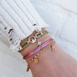 Schakelarmband 2,5 met hangbedels