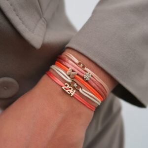 Satijnen armband vlinder