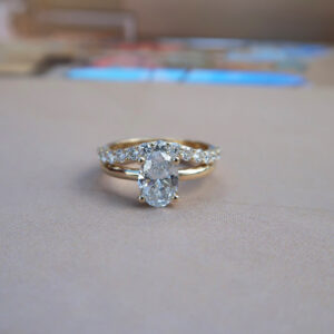 Ring Iza